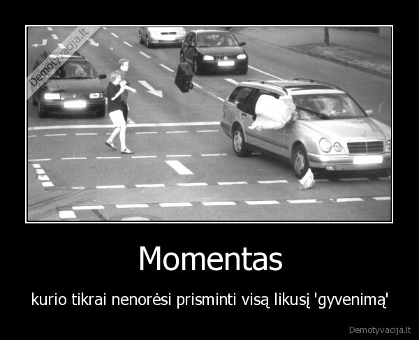 Momentas