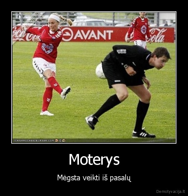 moterys,futbolas