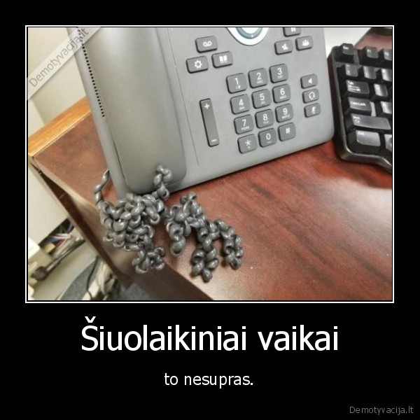 telefonas,kabelis,vaikai