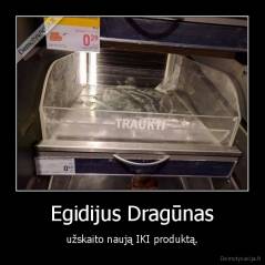 Egidijus Dragūnas - užskaito naują IKI produktą.