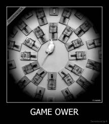 GAME OWER - 