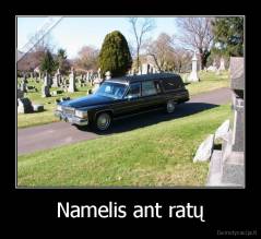 Namelis ant ratų - 