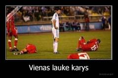 Vienas lauke karys - 